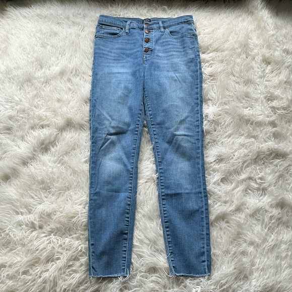 J Crew 10" Highest-rise‎ Raw Hem Skinny Jean With Button Fly - Picture 1 of 5